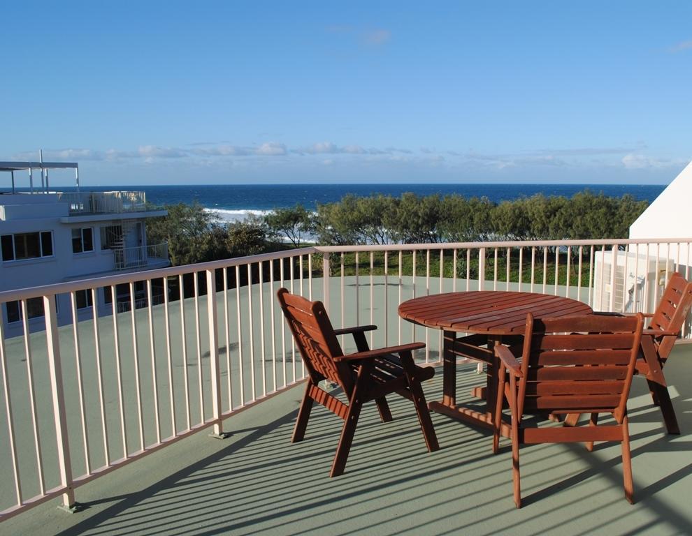 Surfside On The Beach Buddina Exterior foto
